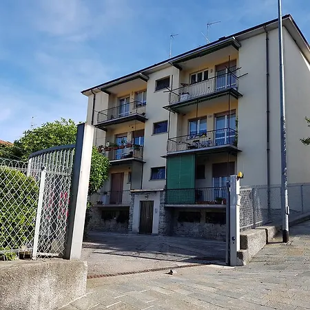 Casa Elena Albese Con Cassano